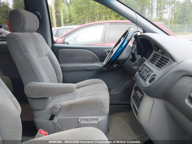 40086366 :رقم المزاد ، 4T3ZF19C72U415193 vin ، 2002 Toyota Sienna Ce مزاد بيع