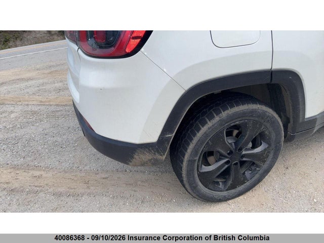 Jeep Compass Latitude 2018 3C4NJDBB9JT397320 Image 4