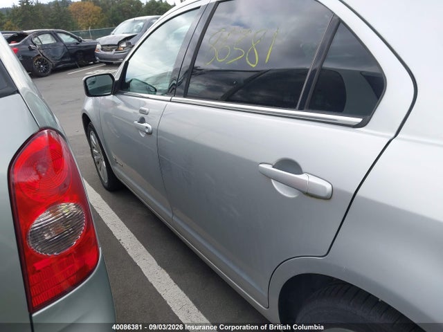 2012 Ford Fusion Hybrid მანქანა იყიდება აუქციონზე, vin: 3FADP0L34CR227463, აუქციონის ნომერი: 40086381