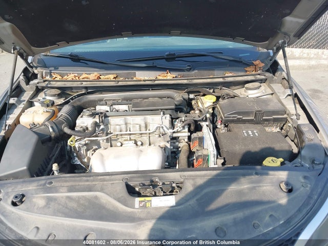1C3CCCFB4GN126023 Chrysler 200 LX