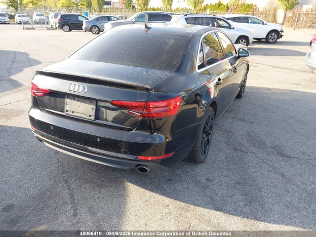 40086410 :رقم المزاد ، WAUGMAF44HN042895 vin ، 2017 Audi A4 مزاد بيع