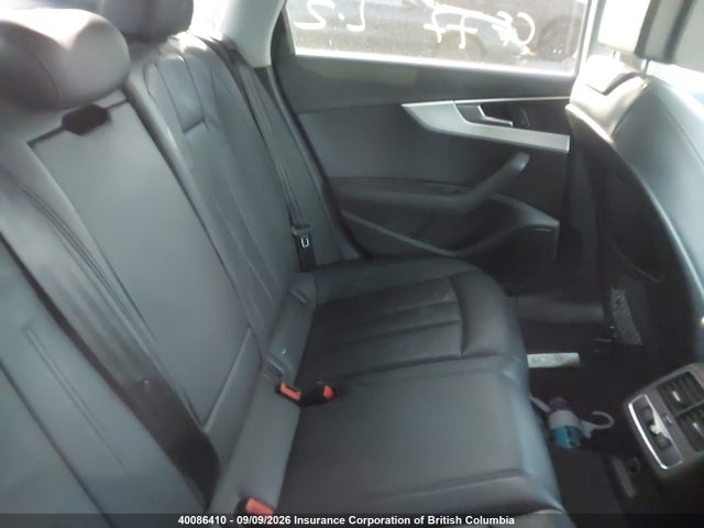40086410 :رقم المزاد ، WAUGMAF44HN042895 vin ، 2017 Audi A4 مزاد بيع