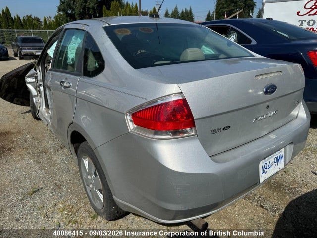 40086415 :رقم المزاد ، 1FAHP35NX9W238832 vin ، 2009 Ford Focus مزاد بيع