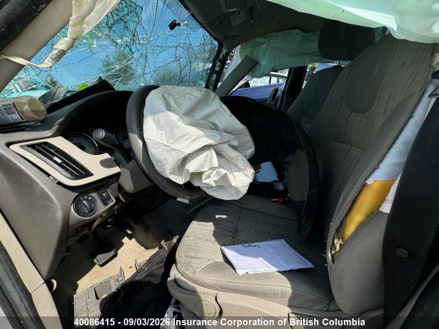40086415 :رقم المزاد ، 1FAHP35NX9W238832 vin ، 2009 Ford Focus مزاد بيع