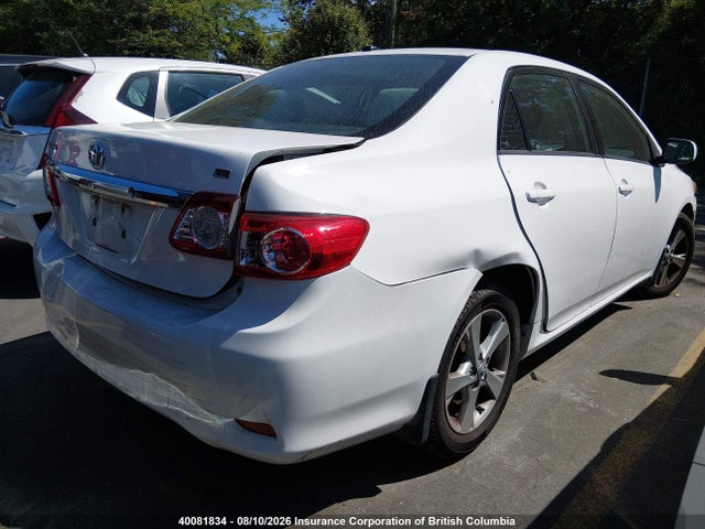 40081834 :رقم المزاد ، 2T1BU4EE8DC991811 vin ، 2013 Toyota Corolla S/le مزاد بيع