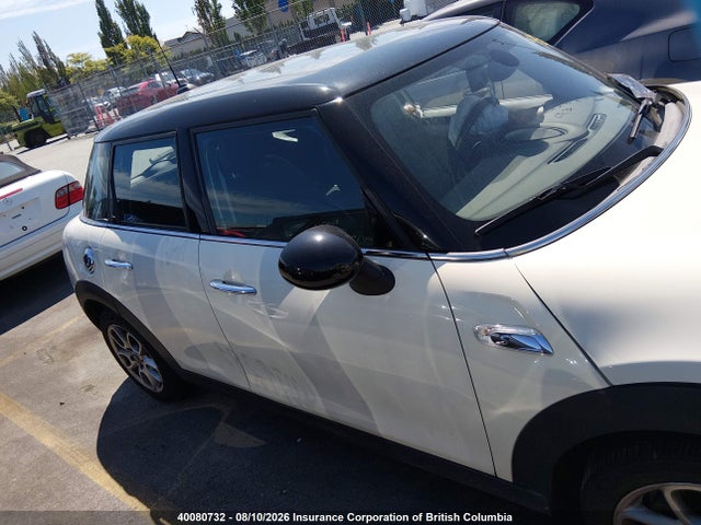 40080732 :رقم المزاد ، WMWXU3C56G2D31076 vin ، 2016 Mini Cooper S مزاد بيع