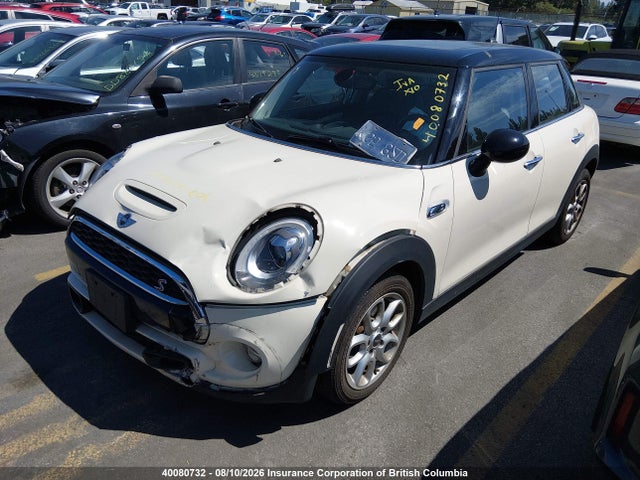 40080732 :رقم المزاد ، WMWXU3C56G2D31076 vin ، 2016 Mini Cooper S مزاد بيع