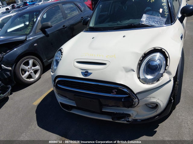 40080732 :رقم المزاد ، WMWXU3C56G2D31076 vin ، 2016 Mini Cooper S مزاد بيع
