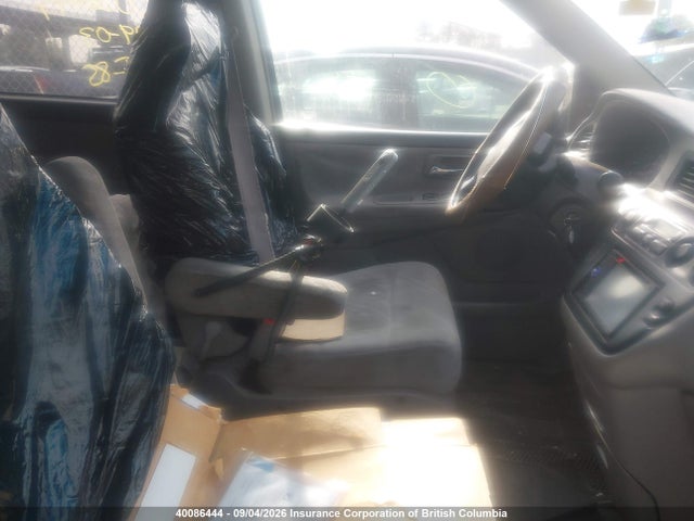 40086444 :رقم المزاد ، 2HKRL18672H000368 vin ، 2002 Honda Odyssey Ex مزاد بيع