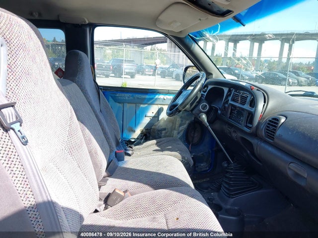 1999 Dodge Ram 2500 მანქანა იყიდება აუქციონზე, vin: 1B7KF2365XJ593510, აუქციონის ნომერი: 40086478