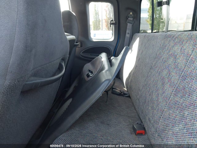 1999 Dodge Ram 2500 მანქანა იყიდება აუქციონზე, vin: 1B7KF2365XJ593510, აუქციონის ნომერი: 40086478