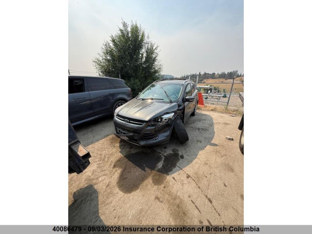 1FMCU9J94GUC70298 Ford Escape Titanium