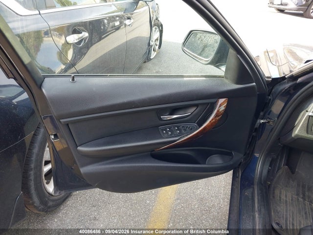 Продаж на аукціоні авто 2012 Bmw 320i, vin: WBA3B1C5XCF461130, номер лоту: 40086486