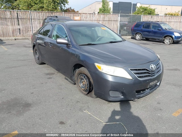 40086492 :رقم المزاد ، 4T1BF3EK3AU015116 vin ، 2010 Toyota Camry مزاد بيع