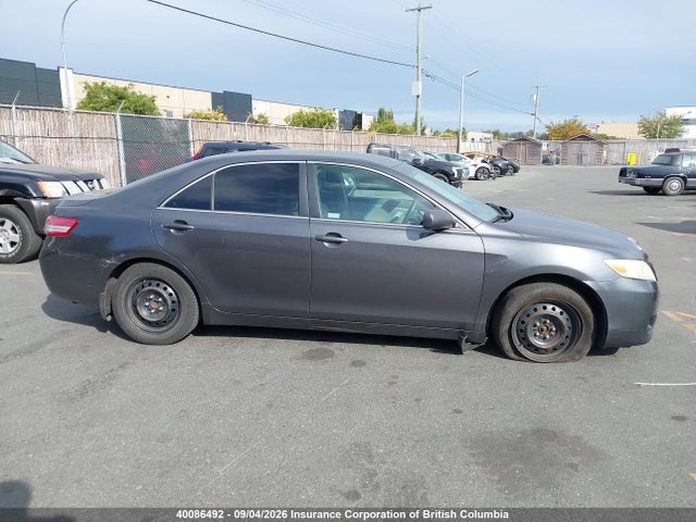 40086492 :رقم المزاد ، 4T1BF3EK3AU015116 vin ، 2010 Toyota Camry مزاد بيع