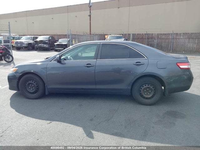 40086492 :رقم المزاد ، 4T1BF3EK3AU015116 vin ، 2010 Toyota Camry مزاد بيع