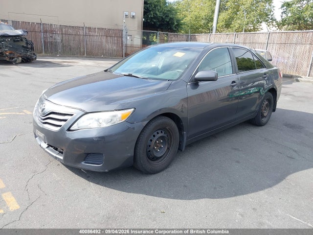 40086492 :رقم المزاد ، 4T1BF3EK3AU015116 vin ، 2010 Toyota Camry مزاد بيع