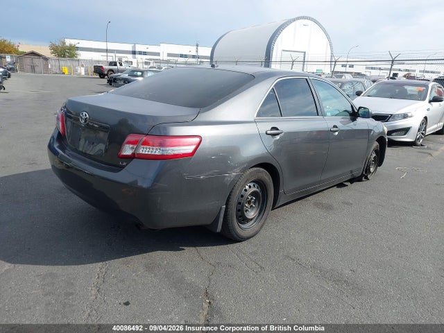 40086492 :رقم المزاد ، 4T1BF3EK3AU015116 vin ، 2010 Toyota Camry مزاد بيع