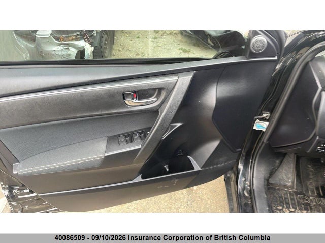 40086509 :رقم المزاد ، 2T1BURHE1HC814113 vin ، 2017 Toyota Corolla Le مزاد بيع