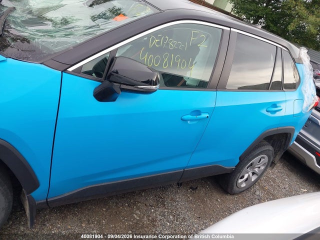 2T3B1RFV3RC397615 Toyota RAV4 LE