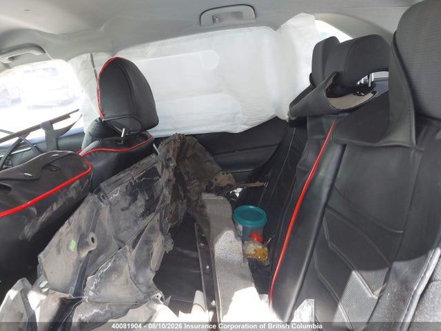 2T3B1RFV3RC397615 Toyota RAV4 LE