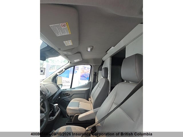 Ford Transit-150 2018 1FTYE1ZM6JKA02972 Image 19