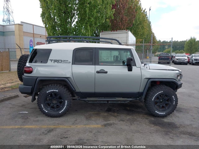 40086551 :رقم المزاد ، JTEBU11F19K058430 vin ، 2009 Toyota Fj Cruiser مزاد بيع