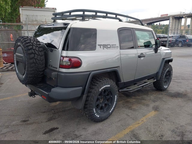 40086551 :رقم المزاد ، JTEBU11F19K058430 vin ، 2009 Toyota Fj Cruiser مزاد بيع