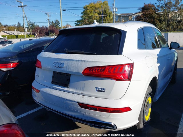 Audi Q5 2018 WA1FNAFY7J2230732 Image 4