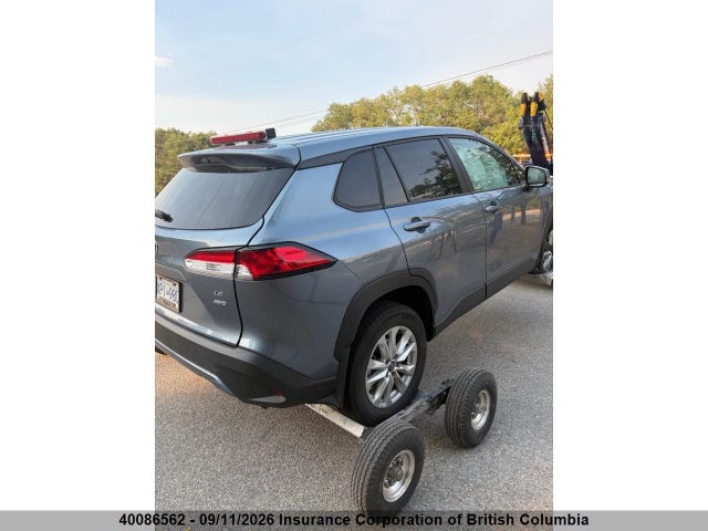 Toyota Corolla Cross Le 2024 7MUCAABG8RV112331 Image 3