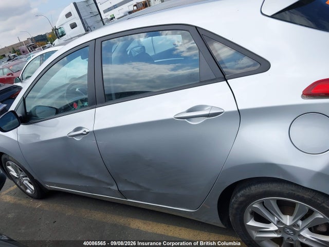 Продаж на аукціоні авто 2014 Hyundai Elantra Gt, vin: KMHD35LH5EU231625, номер лоту: 40086565