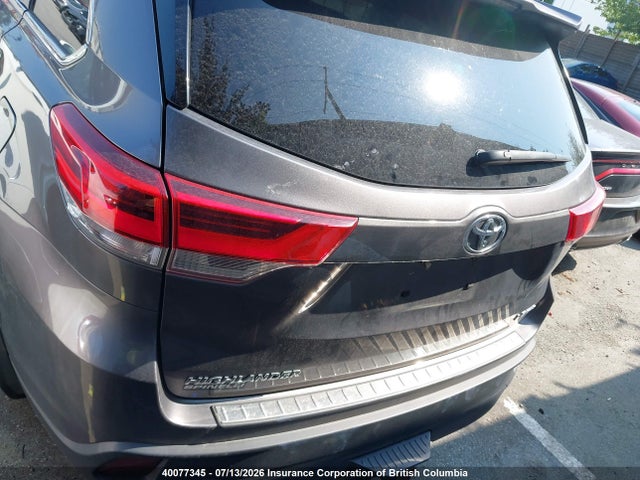 Toyota Highlander Le/le Plus 2018 5TDBZRFH8JS898264 Image 17