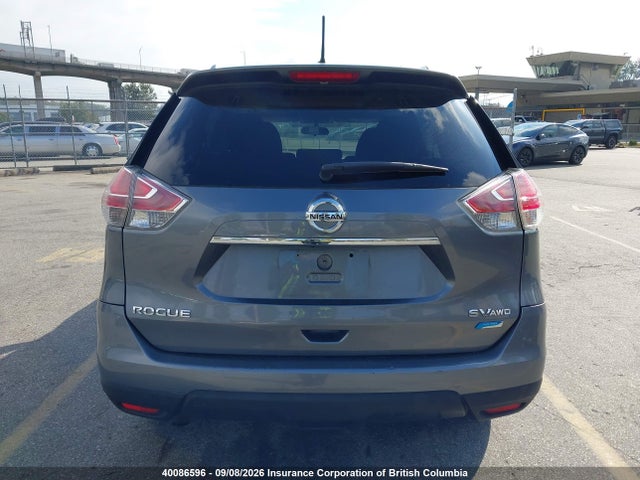 2015 Nissan Rogue მანქანა იყიდება აუქციონზე, vin: 5N1AT2MVXFC790598, აუქციონის ნომერი: 40086596