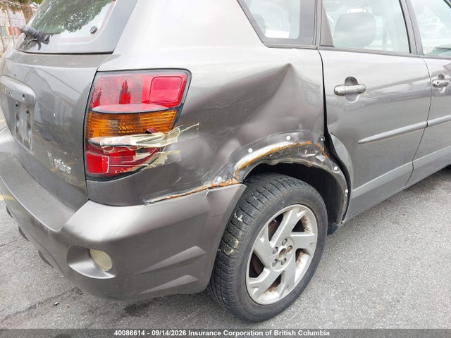40086614 :رقم المزاد ، 5Y2SL638X5Z479518 vin ، 2005 Pontiac Vibe مزاد بيع