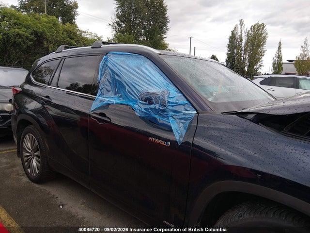 2021 Toyota Highlander Hybrid Platinum მანქანა იყიდება აუქციონზე, vin: 5TDEBRCH6MS068392, აუქციონის ნომერი: 40085720