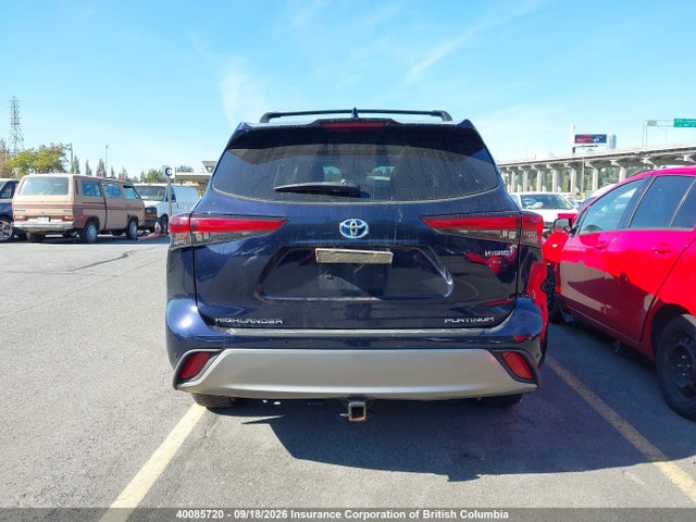 2021 Toyota Highlander Hybrid Platinum მანქანა იყიდება აუქციონზე, vin: 5TDEBRCH6MS068392, აუქციონის ნომერი: 40085720