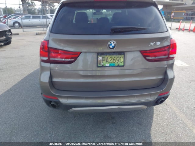 Продаж на аукціоні авто 2017 Bmw X5, vin: 5UXKR0C55H0U50078, номер лоту: 40086697
