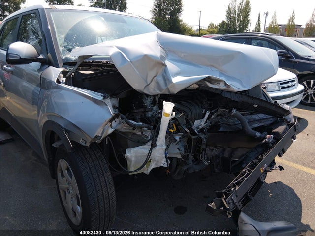 40082430 :رقم المزاد ، KMHRB8A3XNU165901 vin ، 2022 Hyundai Venue Se مزاد بيع