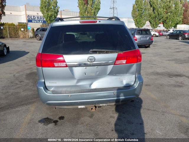 40086716 :رقم المزاد ، 5TDBA22C04S016033 vin ، 2004 Toyota Sienna Xle/xle Limited مزاد بيع