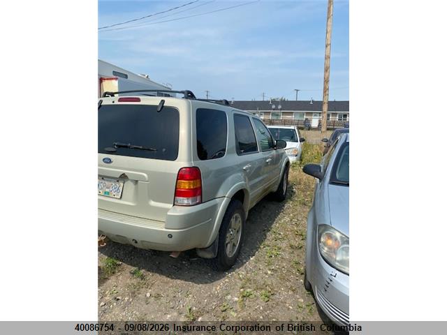 40086754 :رقم المزاد ، 1FMCU94134KB04013 vin ، 2004 Ford Escape Limited مزاد بيع