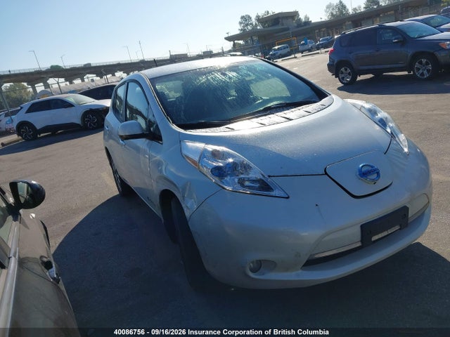 40086756 :رقم المزاد ، 1N4AZ0CP3DC418288 vin ، 2013 Nissan Leaf مزاد بيع