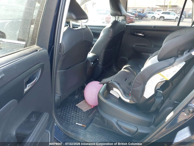 Toyota Highlander Xle 2021 5TDGZRBH3MS074799 Image 8