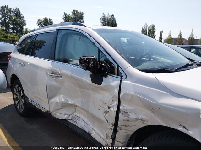2018 Subaru Outback Touring მანქანა იყიდება აუქციონზე, vin: 4S4BSDTC0J3247983, აუქციონის ნომერი: 40082183