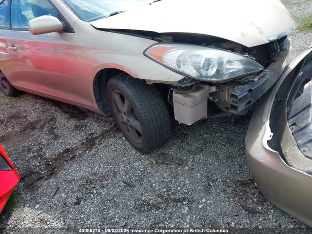 40086278 :رقم المزاد ، 4T1CA30P24U001394 vin ، 2004 Toyota Camry Solara Se/sle مزاد بيع
