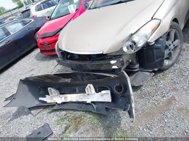 40086278 :رقم المزاد ، 4T1CA30P24U001394 vin ، 2004 Toyota Camry Solara Se/sle مزاد بيع