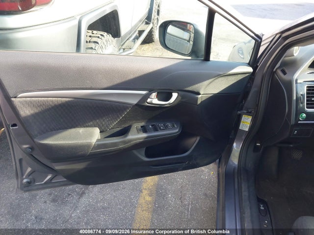 2015 Honda Civic მანქანა იყიდება აუქციონზე, vin: 2HGFB2E58FH015887, აუქციონის ნომერი: 40086774