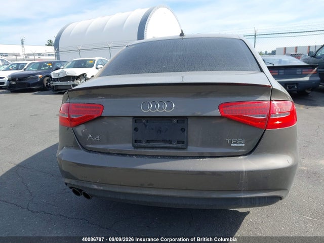 40086797 :رقم المزاد ، WAUFFCFL0EN018324 vin ، 2014 Audi A4 مزاد بيع