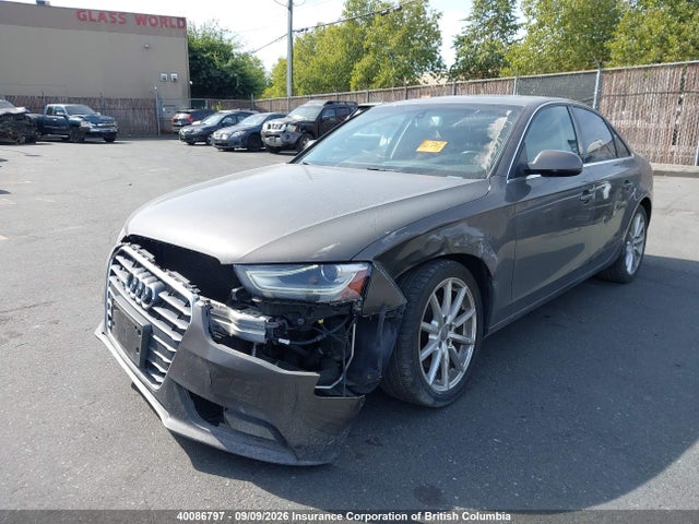 40086797 :رقم المزاد ، WAUFFCFL0EN018324 vin ، 2014 Audi A4 مزاد بيع
