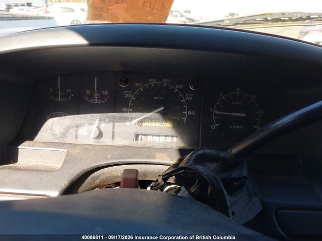 40086811 :رقم المزاد ، 1FTEF14Y8TLC05207 vin ، 1996 Ford F150 مزاد بيع