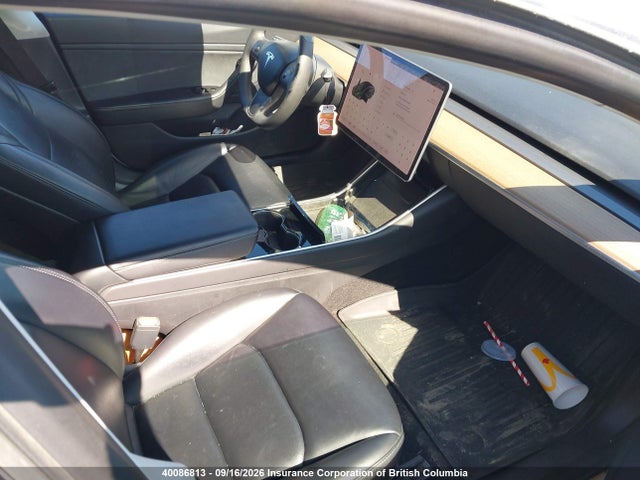 Tesla MODEL 3 2019 5YJ3E1EA4KF428051 Image 5